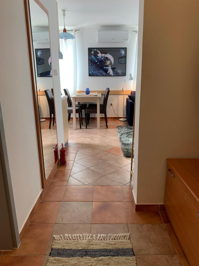 Apartments Mat Novalja Luaran gambar