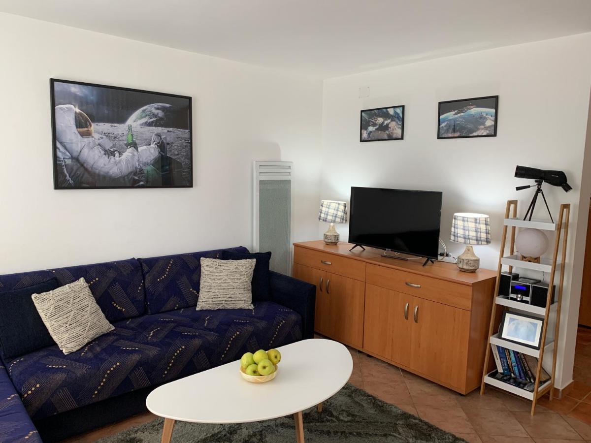 Apartments Mat Novalja Luaran gambar