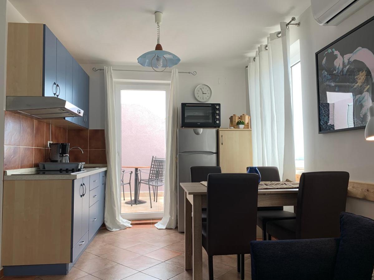 Apartments Mat Novalja Luaran gambar